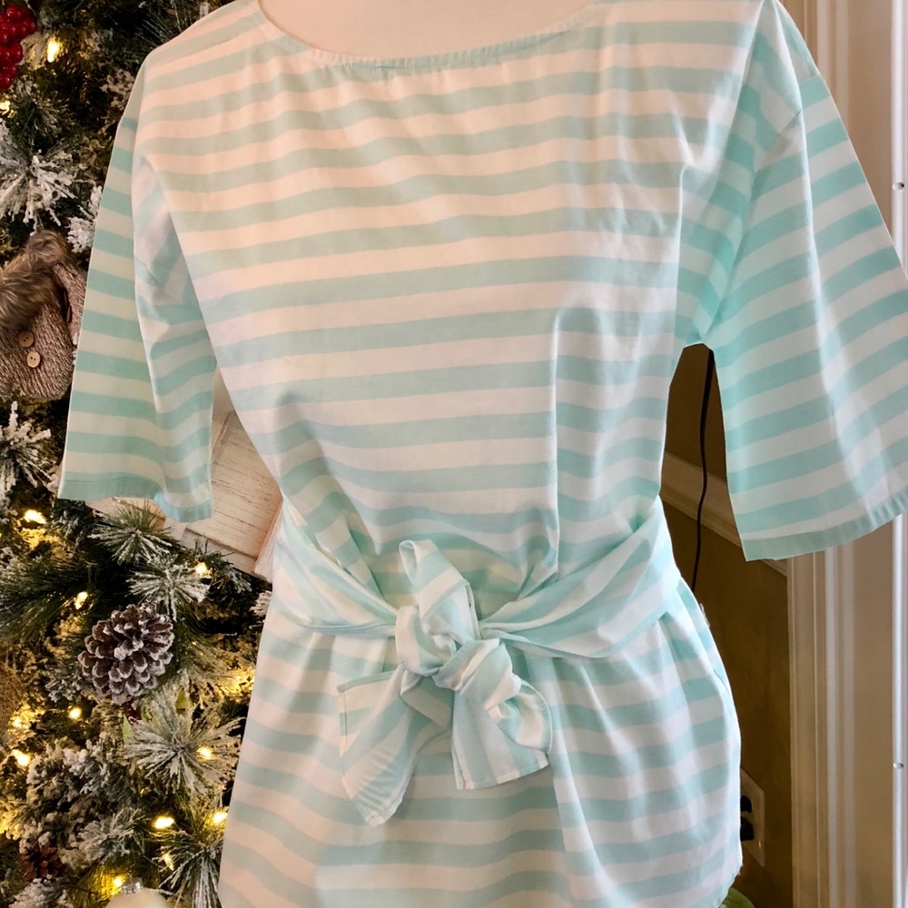 👗SOLD👗Mint Striped Blouse